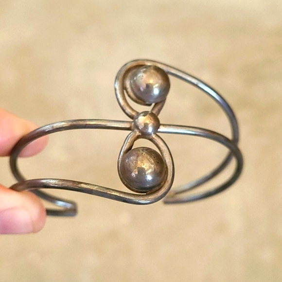 Vintage Sterling Silver Art Deco Cuff Bracelet - Picture 3 of 5